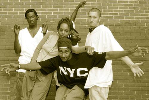 Young Zee e Pacewon, membri degli Outsidaz, rispondono a Eminem